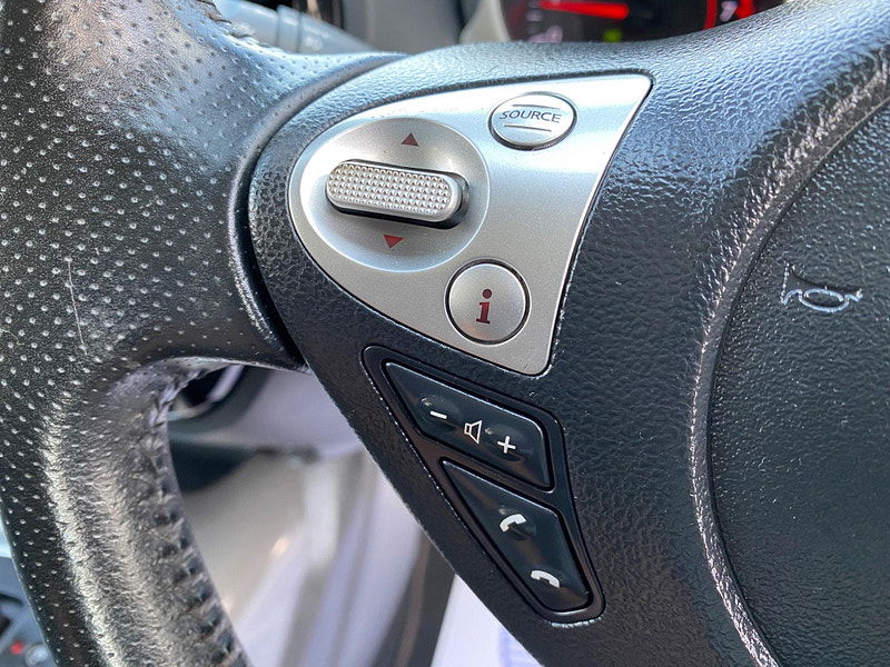 Nissan Juke 1.6 Acenta CVT Euro 5 5dr 5dr Automatic 2013