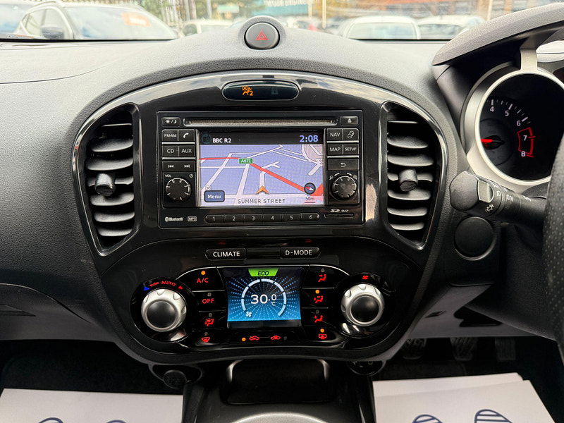 Nissan Juke 1.6 Acenta Premium Euro 5 (s/s) 5dr 5dr Manual 2012