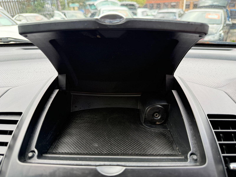 Nissan Note 1.6 16V Acenta Auto Euro 4 5dr 5dr Automatic 2010