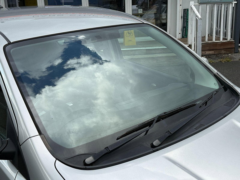 Nissan Note 1.6 16V Acenta Auto Euro 4 5dr 5dr Automatic 2010