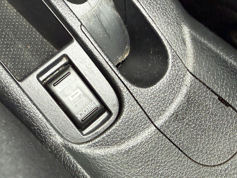 Nissan Note 1.6 16V Acenta Auto Euro 4 5dr 5dr Automatic 2010