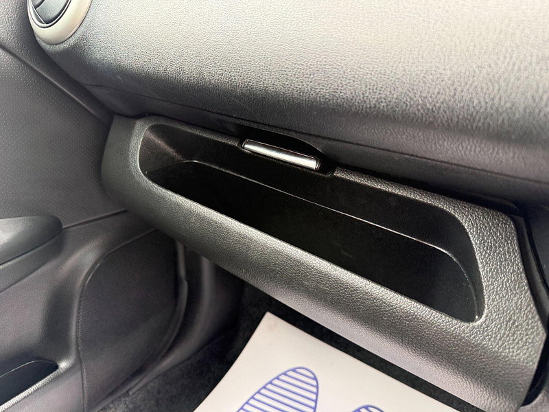 Nissan Note 1.6 16V Acenta Auto Euro 4 5dr 5dr Automatic 2010