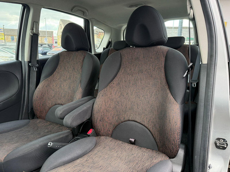 Nissan Note 1.6 16V Acenta Auto Euro 4 5dr 5dr Automatic 2010