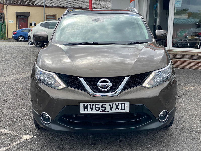 Nissan Qashqai 1.6 dCi Tekna 4WD Euro 6 (s/s) 5dr 5dr Manual 2015