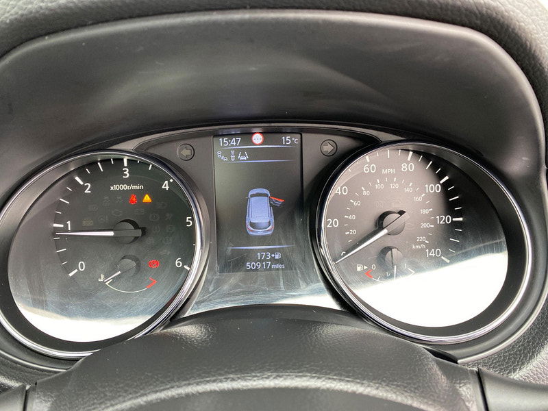 Nissan Qashqai 1.6 dCi Tekna 4WD Euro 6 (s/s) 5dr 5dr Manual 2015