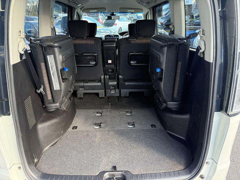 Nissan Serena HIGHWAY STAR S-HYBRID 5dr Automatic 2014