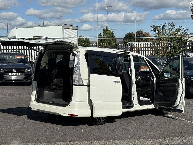 Nissan Serena HIGHWAY STAR S-HYBRID 5dr Automatic 2014