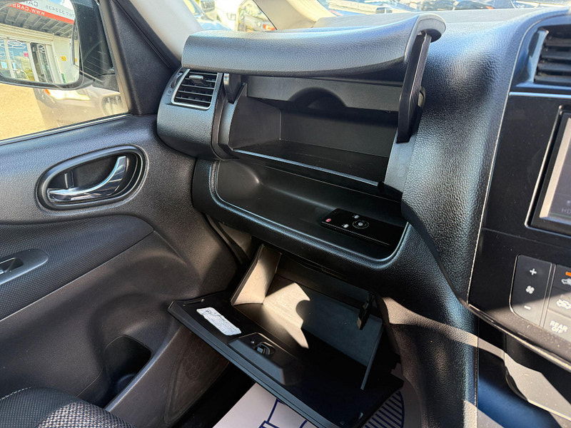 Nissan Serena HIGHWAY STAR S-HYBRID 5dr Automatic 2014