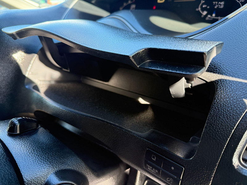 Nissan Serena HIGHWAY STAR S-HYBRID 5dr Automatic 2014