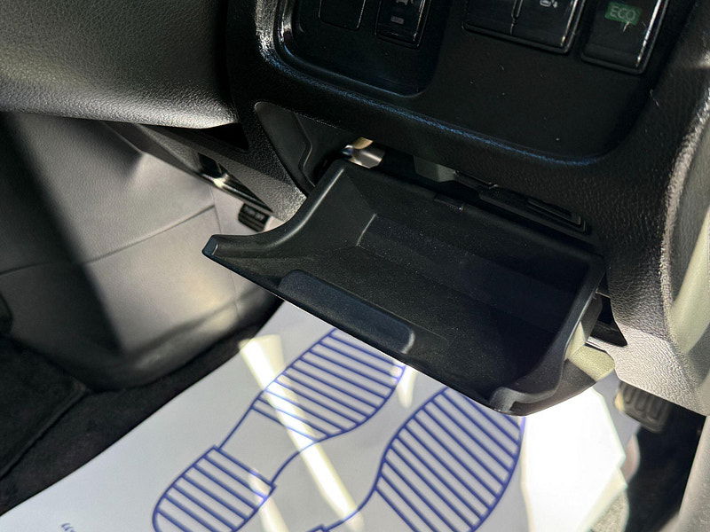 Nissan Serena HIGHWAY STAR S-HYBRID 5dr Automatic 2014