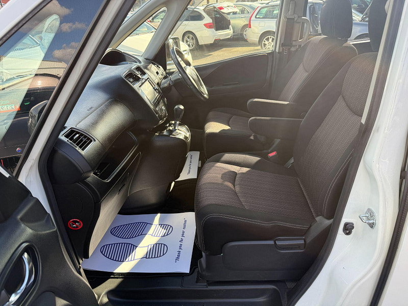 Nissan Serena HIGHWAY STAR S-HYBRID 5dr Manual 2014