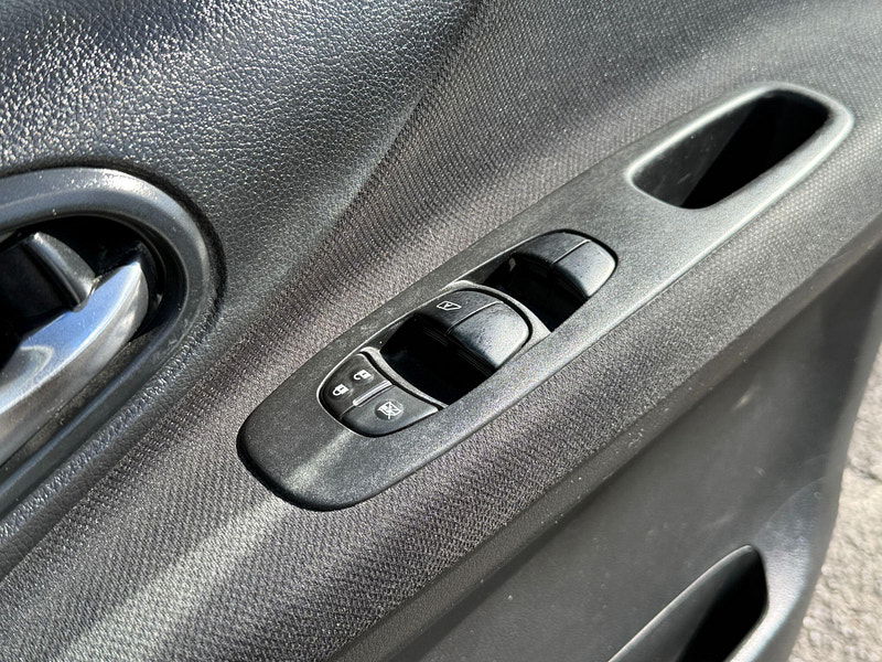 Nissan Serena HIGHWAY STAR S-HYBRID 5dr Automatic 2014