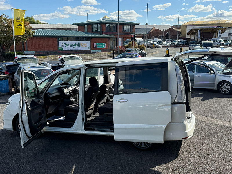 Nissan Serena HIGHWAY STAR S-HYBRID 5dr Automatic 2014