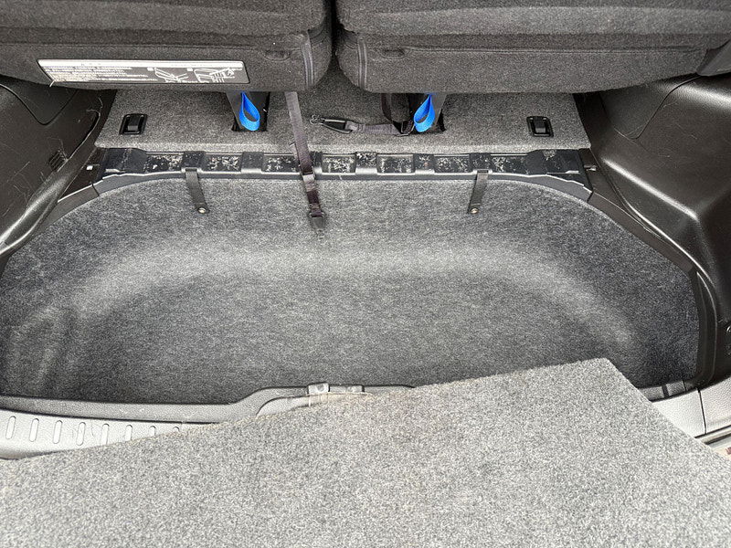 Nissan Serena HIGHWAY STAR V +HYBRID ADV SAFETY PACK 5dr Manual 2015