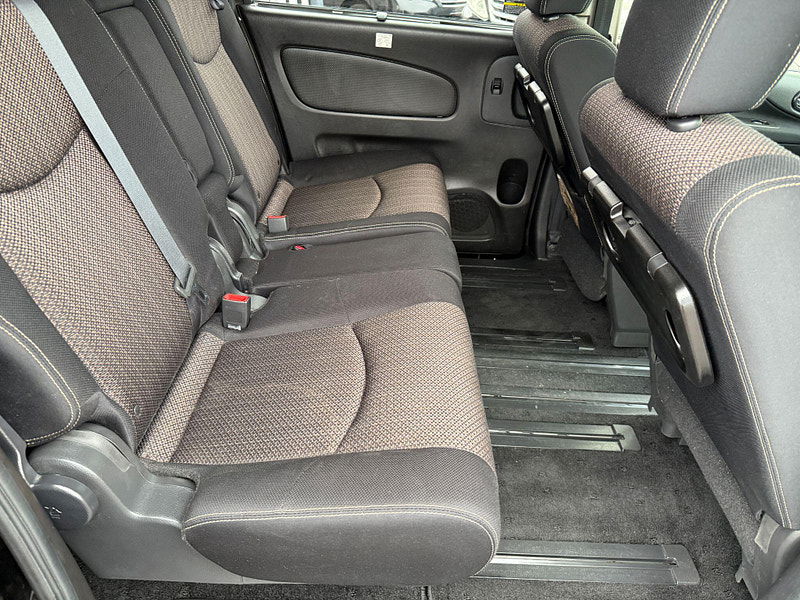 Nissan Serena HIGHWAY STAR V +HYBRID ADV SAFETY PACK 5dr Manual 2015