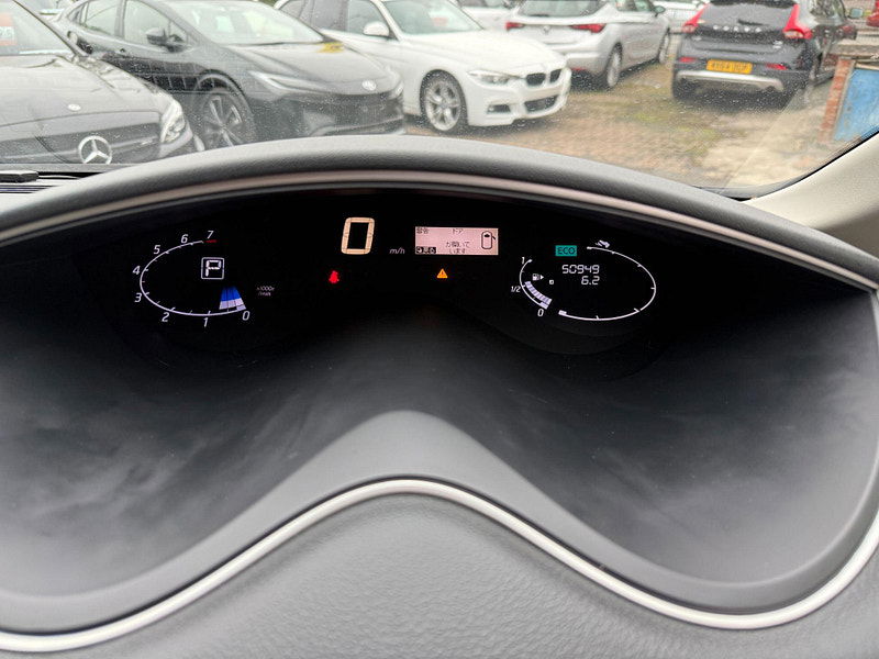 Nissan Serena HIGHWAY STAR V +HYBRID ADV SAFETY PACK 5dr Automatic 2015
