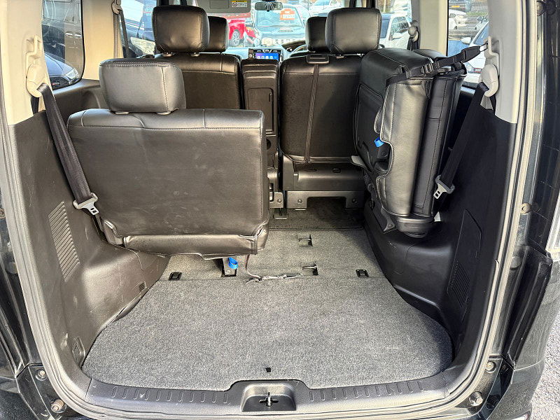 Nissan Serena Nissan Serena HIGHWAY STAR S EDITION - LEATHER 8 SEATS 2.0 5dr 5dr Automatic 2016