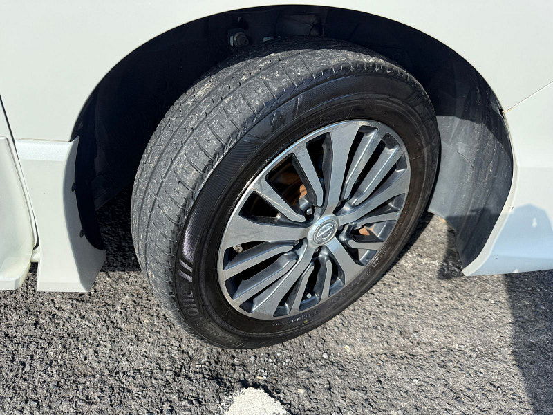 Nissan Serena Nissan Serena HIGHWAY STAR S-HYBRID 2.0 5dr 8 SEATS 5dr Automatic 2014