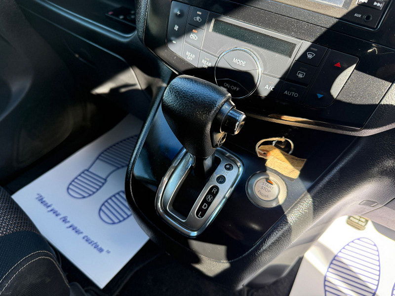 Nissan Serena Nissan Serena HIGHWAY STAR S-HYBRID 2.0 5dr 8 SEATS 5dr Automatic 2014