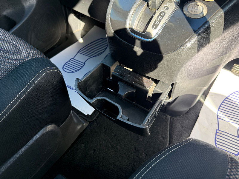 Nissan Serena Nissan Serena HIGHWAY STAR S-HYBRID 2.0 5dr 8 SEATS 5dr Automatic 2014