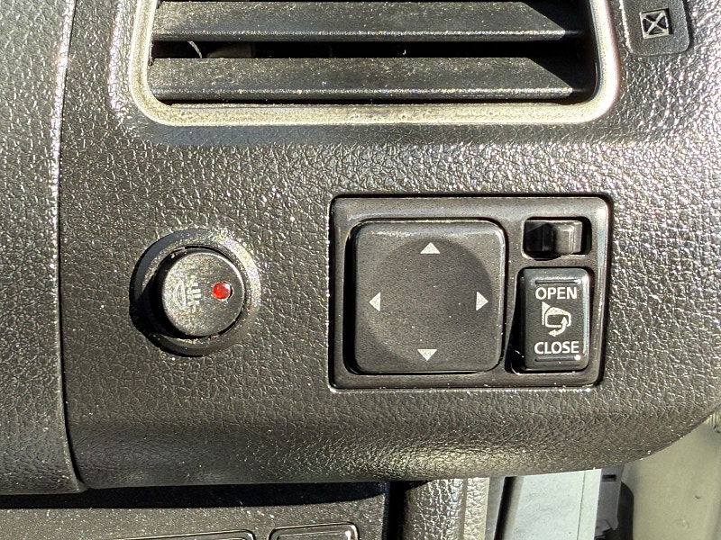 Nissan Serena Nissan Serena HIGHWAY STAR S-HYBRID 2.0 5dr 8 SEATS 5dr Automatic 2014