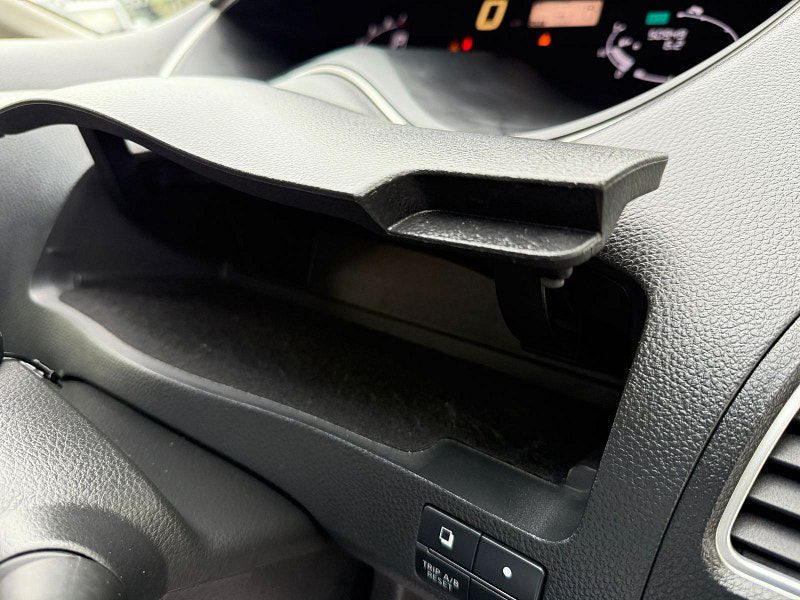 Nissan Serena Nissan Serena HIGHWAY STAR V +HYBRID ADV SAFETY PACK 360 CAMERA 5dr Automatic 2015