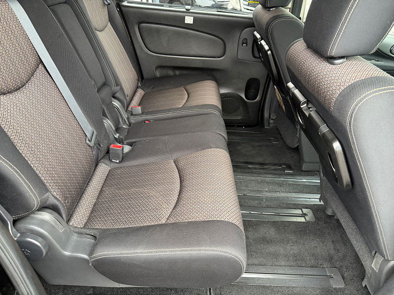 Nissan Serena Nissan Serena HIGHWAY STAR V +HYBRID ADV SAFETY PACK 360 CAMERA 5dr Automatic 2015