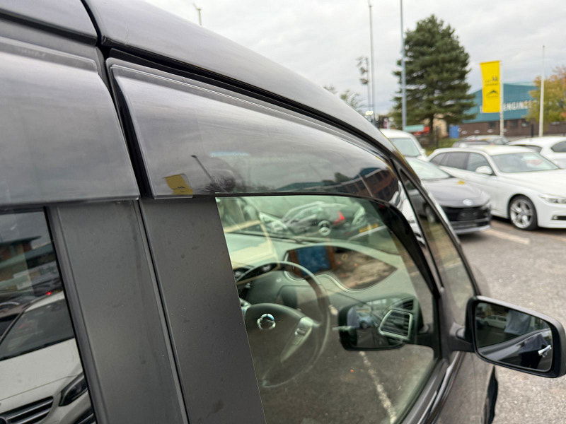 Nissan Serena Nissan Serena HIGHWAY STAR V +HYBRID ADV SAFETY PACK 360 CAMERA 5dr Automatic 2015