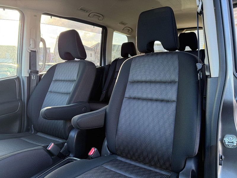 Nissan Serena Nissan Serena Hybrid 1.2 Auto Pilot 360 5dr Automatic 2019