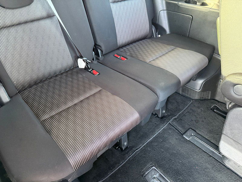 Nissan Serena  Nissan Serena Hybrid 1.2 Auto Pilot 360 5dr Automatic 2019