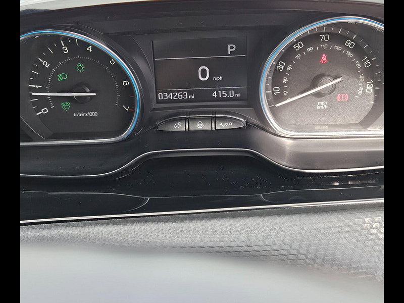 Peugeot 2008 1.2 PureTech Allure EAT Euro 6 (s/s) 5dr 5dr Automatic 2019