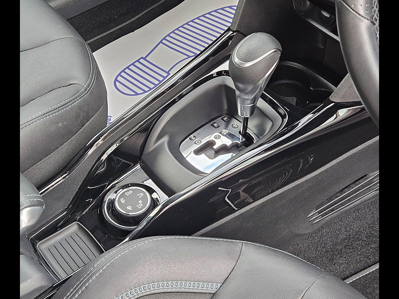 Peugeot 2008 1.2 PureTech Allure EAT Euro 6 (s/s) 5dr 5dr Automatic 2019