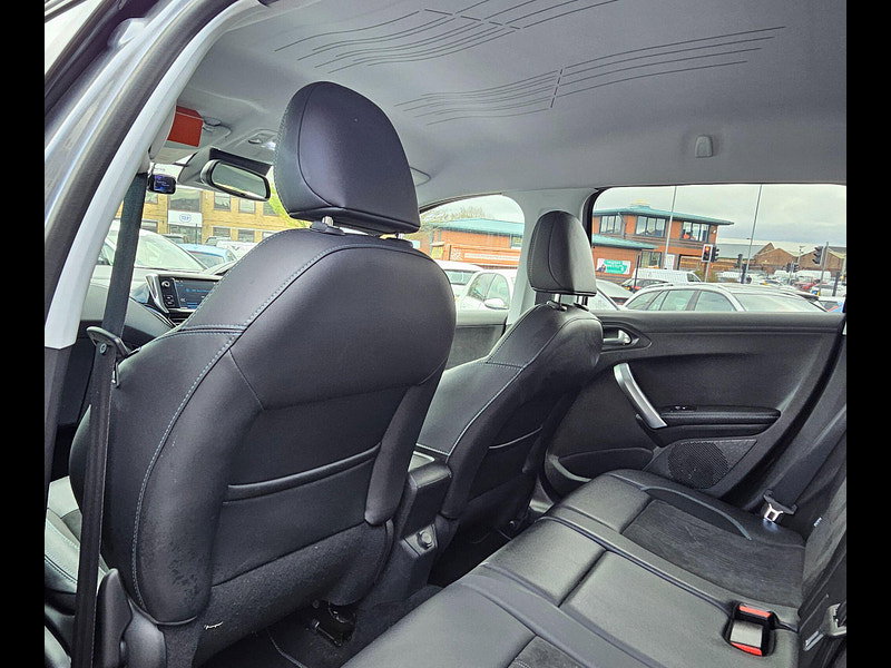 Peugeot 2008 1.2 PureTech Allure EAT Euro 6 (s/s) 5dr 5dr Automatic 2019