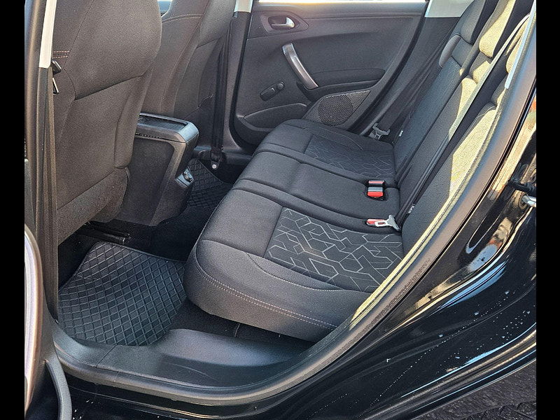 Peugeot 2008 1.6 e-HDi Active EGC Euro 5 (s/s) 5dr 5dr Automatic 2014