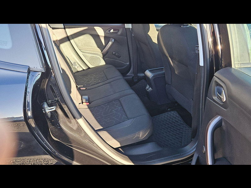 Peugeot 2008 1.6 e-HDi Active EGC Euro 5 (s/s) 5dr 5dr Automatic 2014