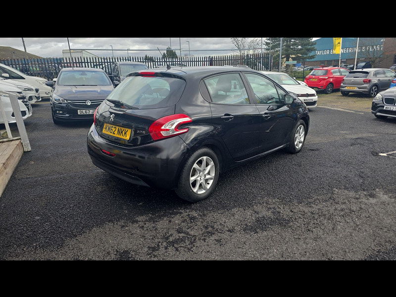 Peugeot 208 1.0 VTi Active Euro 5 5dr 5dr Manual 2012