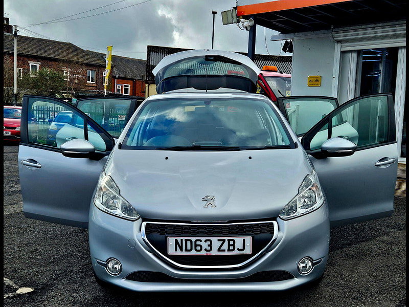 Peugeot 208 1.4 e-HDi Active EGC Euro 5 (s/s) 5dr 5dr Automatic 2014