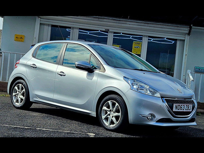 Peugeot 208 1.4 e-HDi Active EGC Euro 5 (s/s) 5dr 5dr Automatic 2014