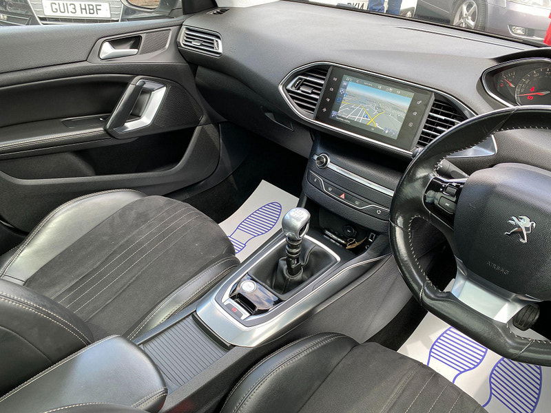 Peugeot 308 1.2 e-THP PureTech Feline Euro 6 (s/s) 5dr 5dr Manual 2015