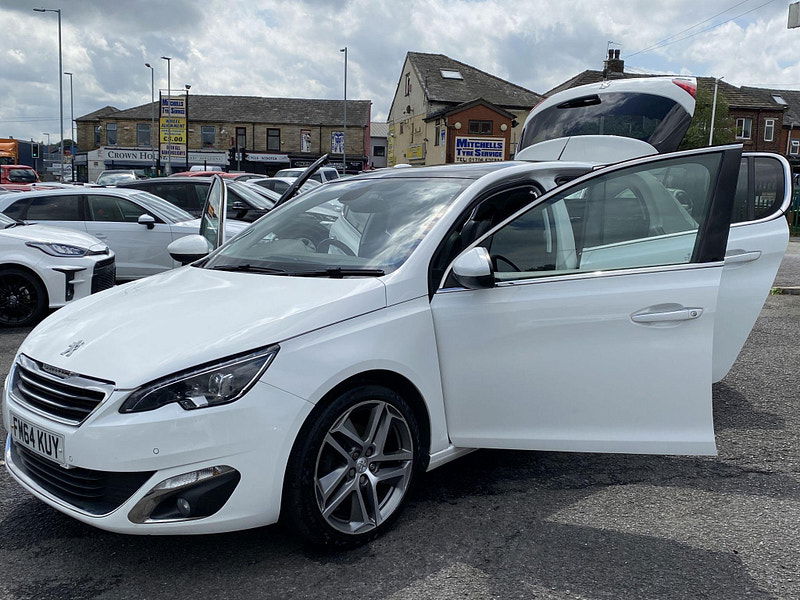 Peugeot 308 1.2 e-THP PureTech Feline Euro 6 (s/s) 5dr 5dr Manual 2015