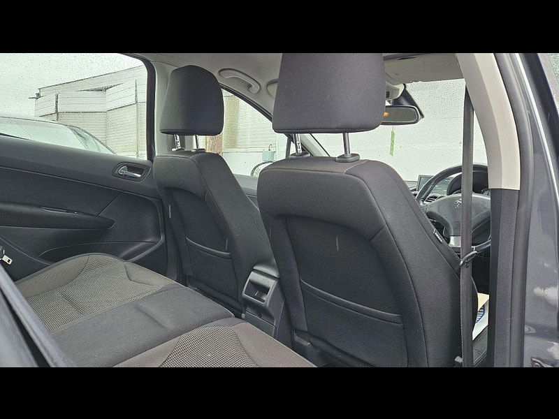 Peugeot 308 1.6 e-HDi Active EGC Euro 5 (s/s) 5dr 5dr Automatic 2013