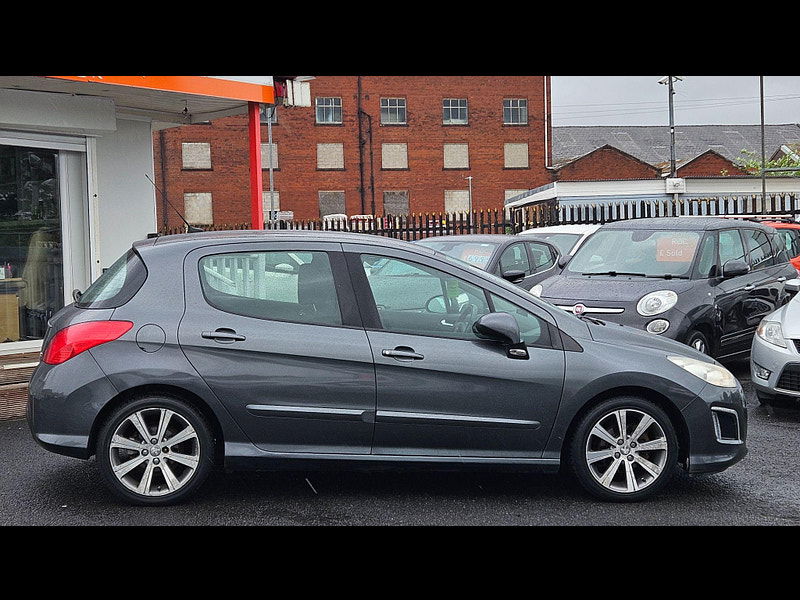 Peugeot 308 1.6 e-HDi Active EGC Euro 5 (s/s) 5dr 5dr Automatic 2013