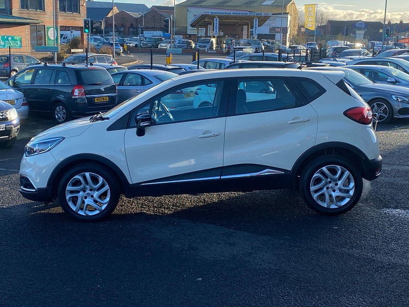 Renault Captur 1.2 TCe ENERGY Dynamique Nav Auto Euro 6 (s/s) 5dr 5dr Automatic 2016
