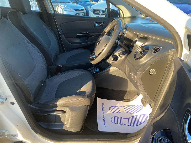 Renault Captur 1.2 TCe ENERGY Dynamique Nav Auto Euro 6 (s/s) 5dr 5dr Automatic 2016