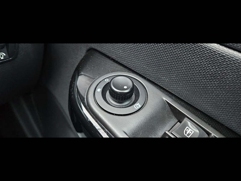 Renault Captur 1.5 dCi Dynamique S MediaNav EDC Euro 5 5dr 5dr Automatic 2014