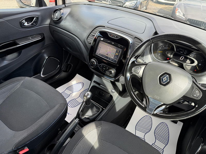 Renault Captur 1.5 dCi ENERGY Dynamique MediaNav Euro 5 (s/s) 5dr 5dr Manual 2014