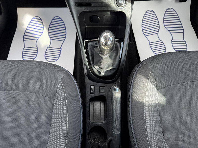 Renault Captur 1.5 dCi ENERGY Dynamique MediaNav Euro 5 (s/s) 5dr 5dr Manual 2014