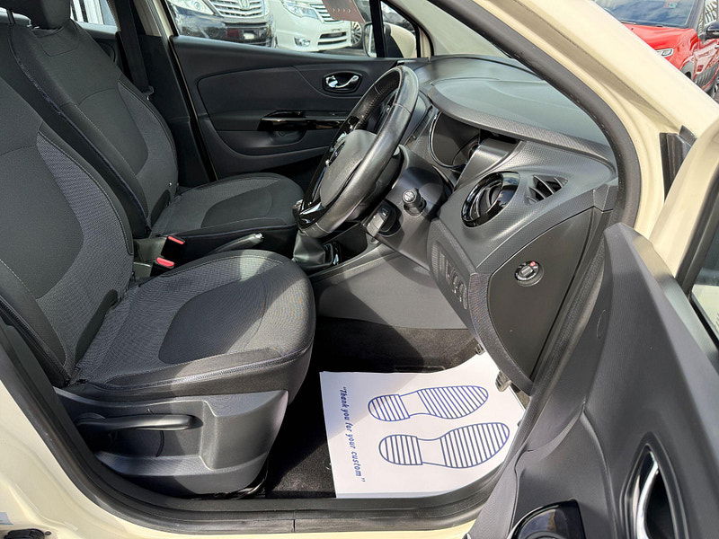 Renault Captur 1.5 dCi ENERGY Dynamique MediaNav Euro 5 (s/s) 5dr 5dr Manual 2014