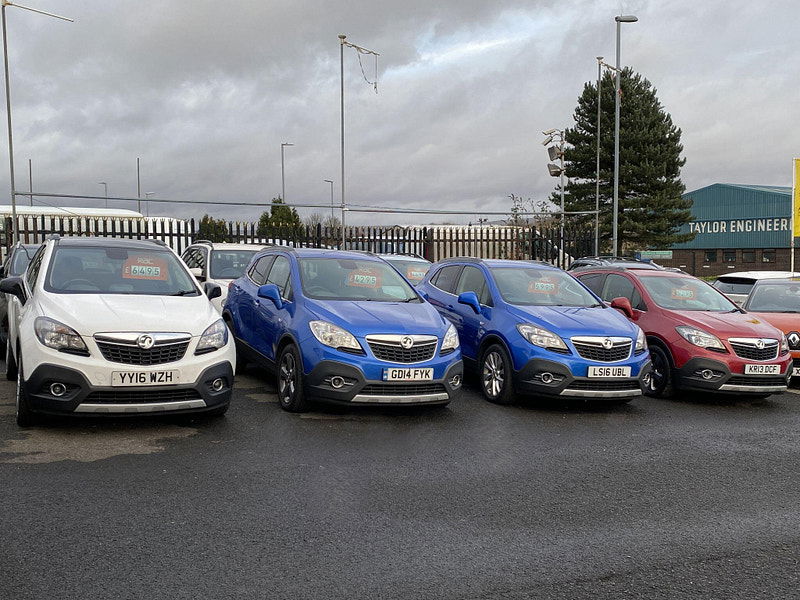 Renault Captur 1.5 dCi ENERGY Dynamique MediaNav Euro 5 (s/s) 5dr 5dr Manual 2014