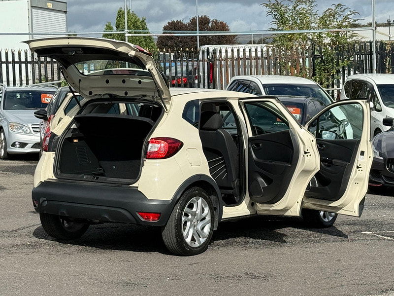 Renault Captur 1.5 dCi ENERGY Dynamique MediaNav Euro 5 (s/s) 5dr 5dr Manual 2014